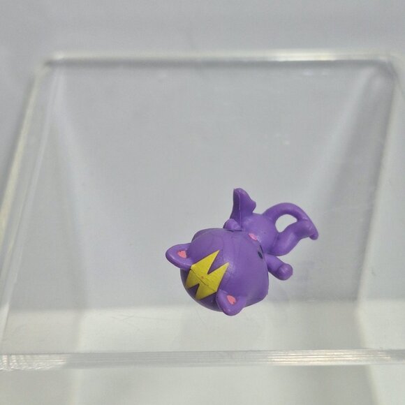 Twozies Season 1 Purple Raccoon Baby Figure 1.25" - Picture 5 of 13